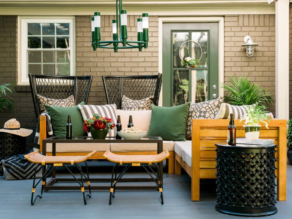 Original_BPF_Fall-House16_Extend-Your-Outdoor-space-Into-Fall_Add-a-Sectional.jpg.rend.hgtvcom.966.725