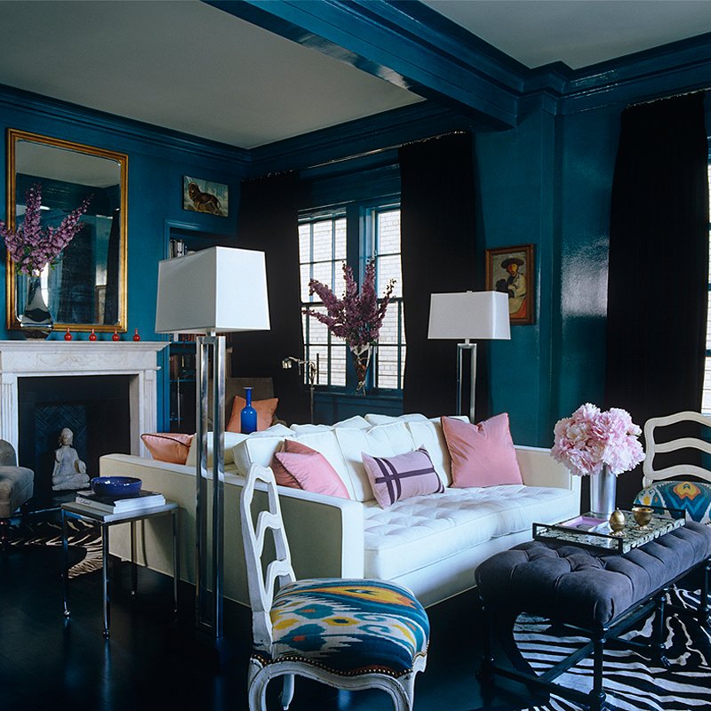 Sapphire walls dazzle in this photo from The Interior Archive.